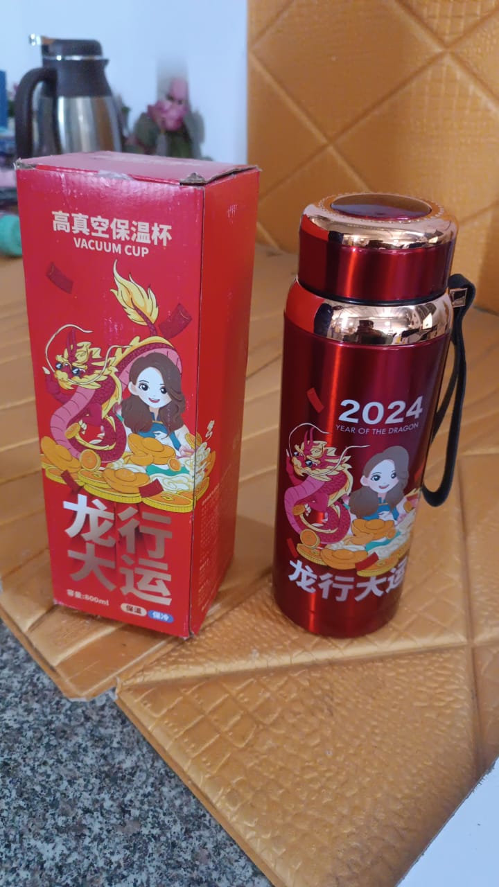 Printed Vacuum Insulated Water Bottle (1pc / 800 ML) Printed Vacuum Insulated Water Bottle (1pc / 800 ML)
